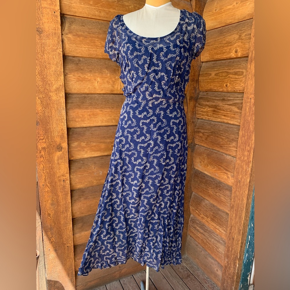 Banana Republic dress. SZ 8